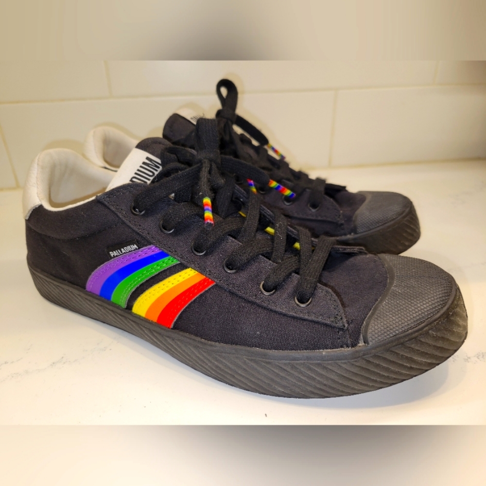 Palladium Sneakers/Pallaphoenix Pride